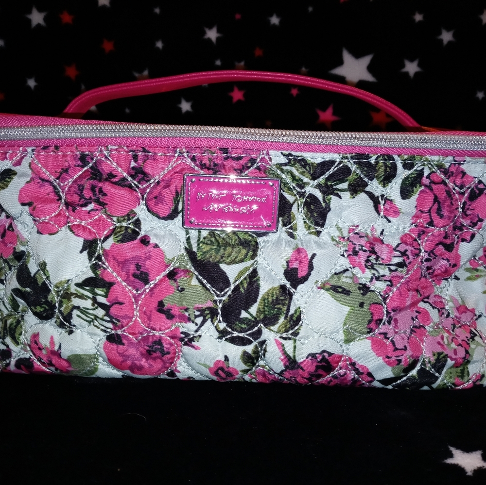 Betsey Johnson Large makeup bag nwot pink storage